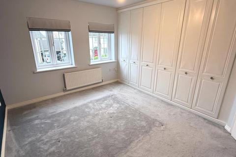 4 bedroom detached house to rent, Sovereign Road, Wakefield, West Yorkshire, WF1