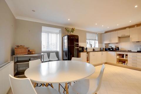 4 bedroom townhouse for sale, Heron Island, Caversham, Reading