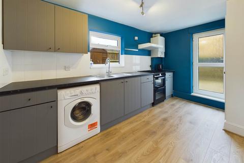 2 bedroom maisonette for sale, Glenview Gardens, Boxmoor