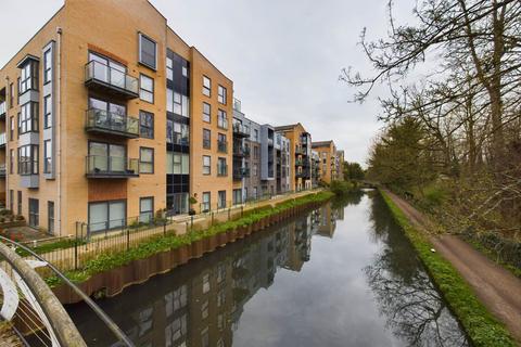 2 bedroom apartment for sale, The Embankment, Nash Mills