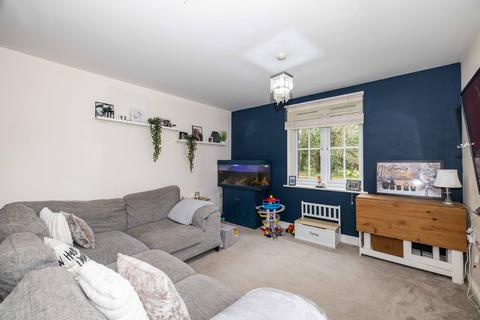2 bedroom flat for sale, Realmwood Close, Canterbury, Kent, CT1