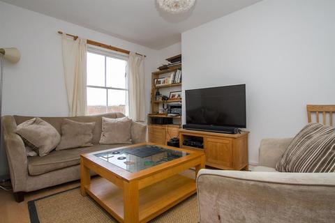 2 bedroom apartment to rent, Buckingham Place, Brighton BN1