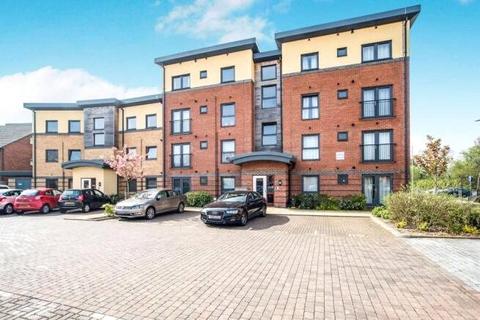 2 bedroom flat for sale, Raven Close, Hertfordshire WD18