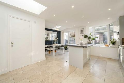 4 bedroom terraced house for sale, Glenthorne Road, London N11