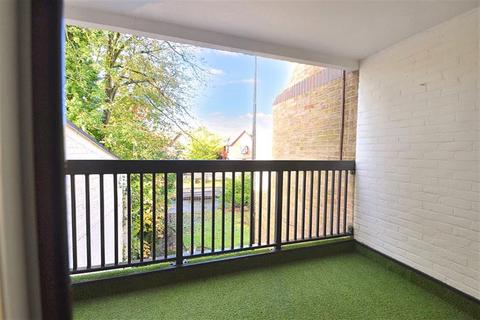 1 bedroom flat for sale, Winchester