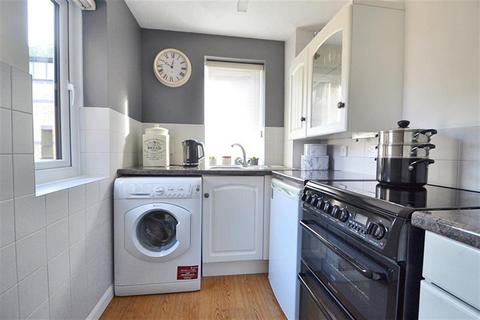 1 bedroom flat for sale, Winchester