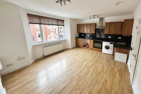 2 bedroom flat to rent, Charles Street, Newport,