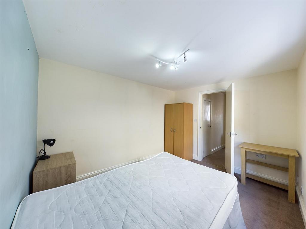 CAM00771 P1-PR0126-STILL05.jpg