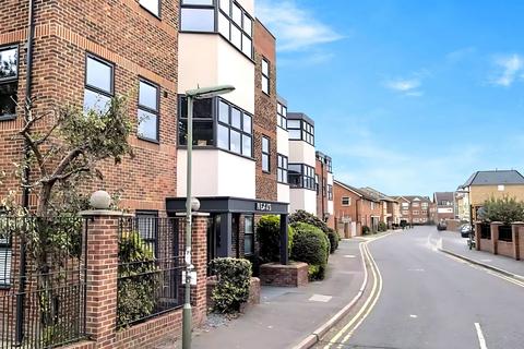 2 bedroom apartment for sale, Gogmore Lane, Chertsey KT16