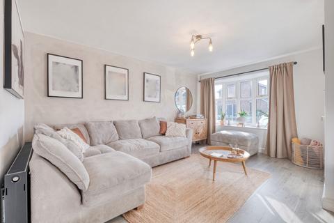 15 Atcham Close, Redditch, B98 0NY