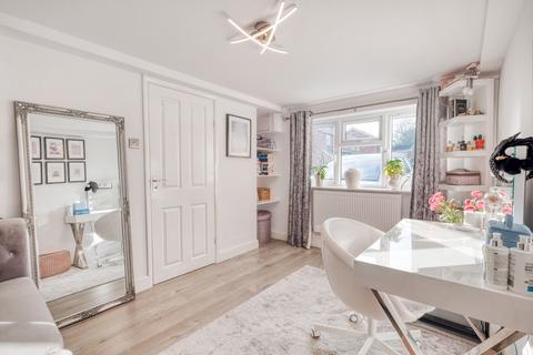 15 Atcham Close, Redditch, B98 0NY