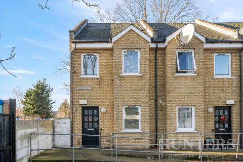 3 bedroom townhouse for sale, Morland Place, London, N15