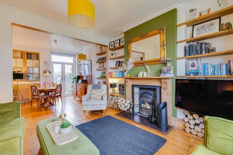 4 bedroom terraced house for sale, 171 Stanwell Road, Penarth, CF64 3LN