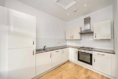 1 bedroom flat to rent, The Grove, Isleworth TW7