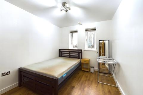 1 bedroom flat to rent, High Street, Stratford E15