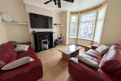 4 bedroom end of terrace house for sale, Marshall Road, Levenshulme