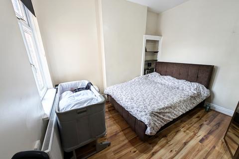 17 Marshall Road, Manchester, M19 2EG