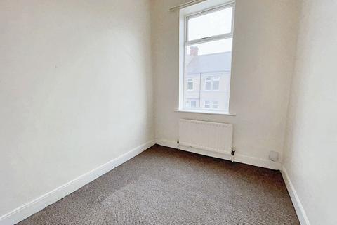 2 bedroom flat for sale, Northbourne Street, Gateshead, Tyne and Wear, NE8 4AE