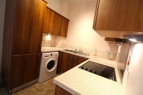 2 bedroom apartment to rent, Fletcher Court, Stoneclough