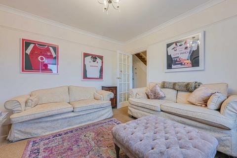 3 bedroom semi-detached house for sale, Barling Road, Southend-on-sea, SS3