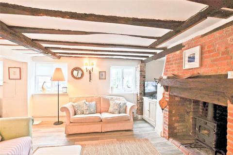 2 bedroom cottage to rent, Walton Lane, Bosham