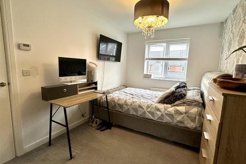 4 Bell Garth, Market Weighton, York, YO43 3GQ
