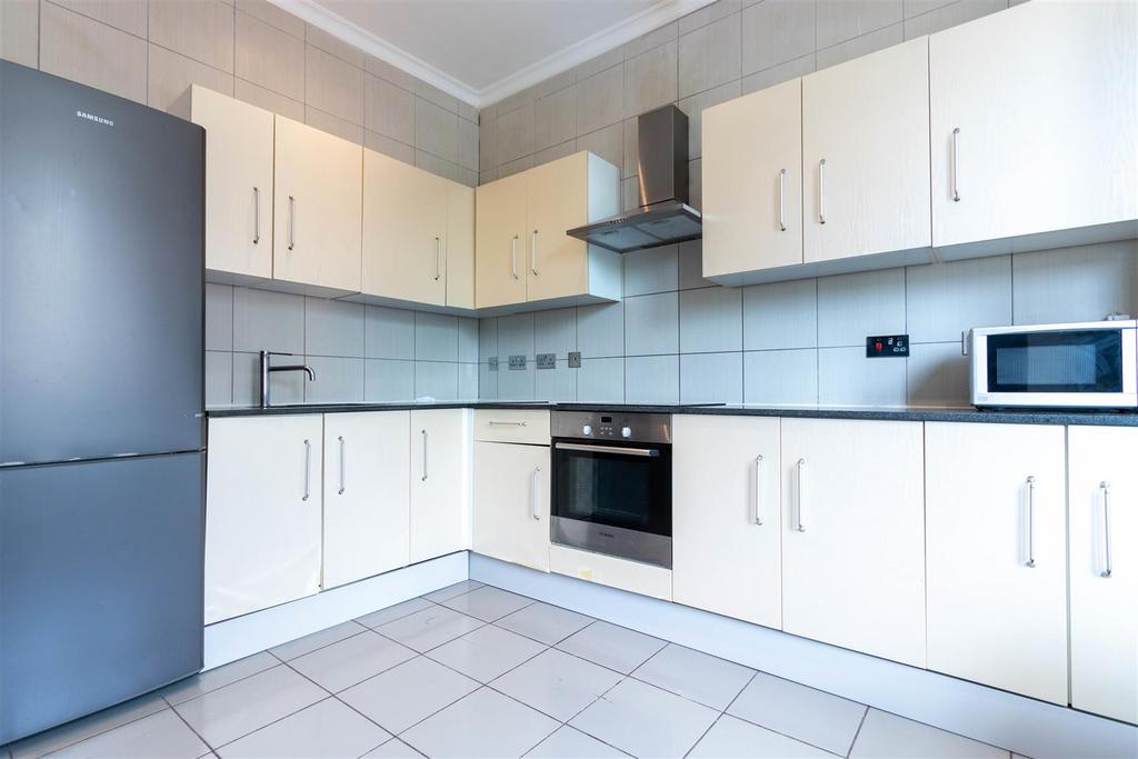 Kitchen area.jpg