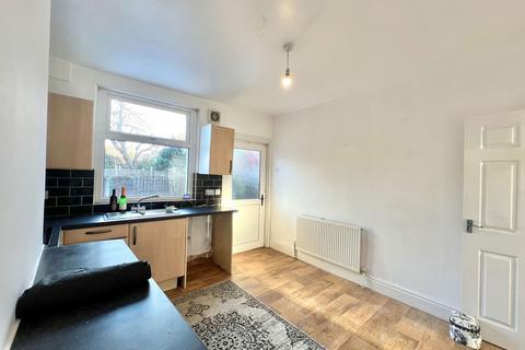 2 bedroom terraced house for sale, Shaw Lane, Barnsley, S70 6EH