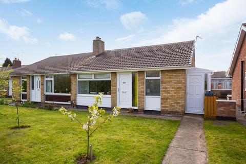 2 bedroom semi-detached bungalow for sale, Eastlands Avenue, York