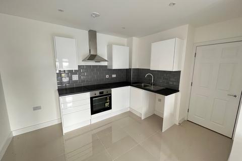 2 bedroom ground floor flat to rent, Portswood Road
