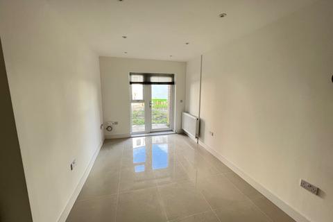 2 bedroom ground floor flat to rent, Portswood Road