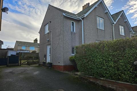 3 bedroom semi-detached house to rent, High Road, Whitehaven CA28