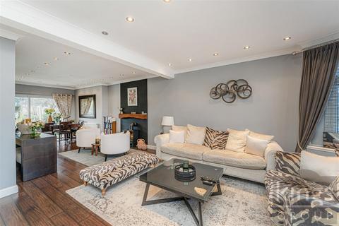 4 bedroom semi-detached house for sale, Brantwood Gardens, Enfield