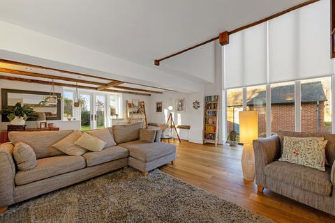 4 bedroom barn conversion for sale, Water Stratford Buckingham, Buckinghamshire, MK18 5DX