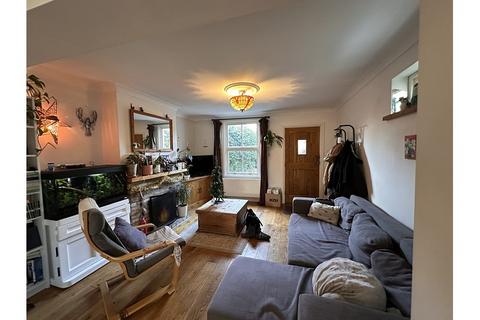 2 bedroom semi-detached house to rent, Nightingale Cottages, Trumpington Road, Cambridge CB2