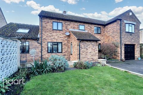 5 bedroom detached house for sale, Potters Lane, Ely