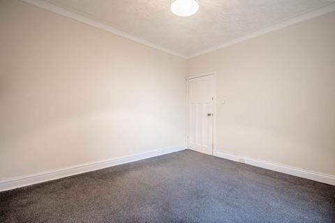 3 bedroom terraced house to rent, Burlington Avenue, Glasgow