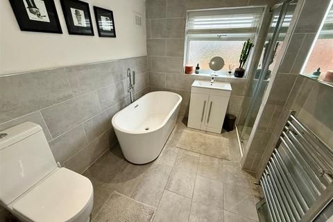 9 Cranmore Road, Shirley, Solihull, B90 4PT