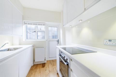 2 bedroom flat to rent, Pelham Court, Fulham Road, SW3