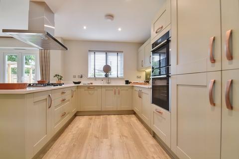 4 bedroom detached house for sale, The Green, Rushwick WR2