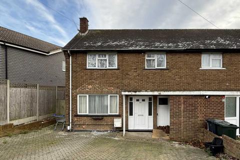 2 bedroom end of terrace house to rent, Littlebrook, Manor Way, Dartford