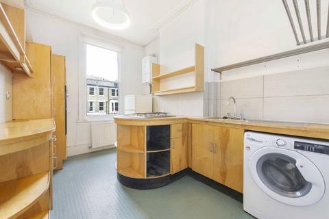 3 bedroom maisonette for sale, Mercers Road, London N19