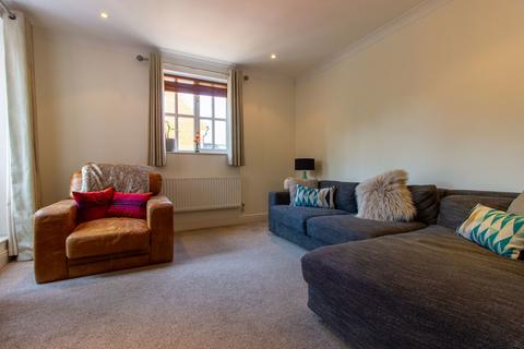 27 Greensleeves Drive, Warley, Brentwood, CM14 5WD