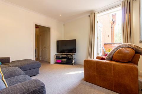 27 Greensleeves Drive, Warley, Brentwood, CM14 5WD
