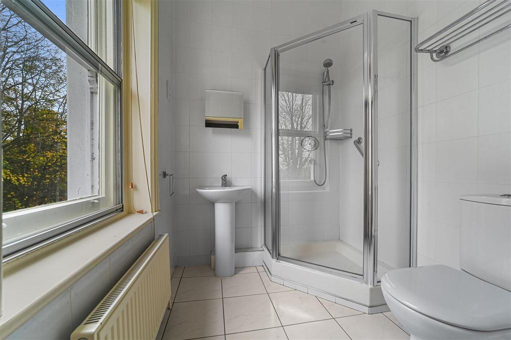 En suite shower room