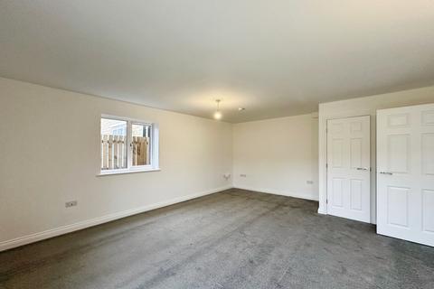 3 bedroom semi-detached house to rent, Fagley Lane, Bradford, Yorkshire, BD2