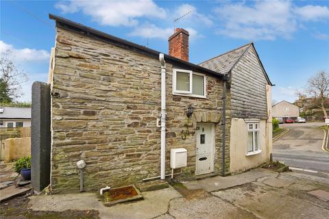 1 bedroom end of terrace house for sale, Higher Lux Street, Cornwall PL14