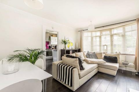 2 bedroom flat for sale, Abbotts Mead, Richmond TW10