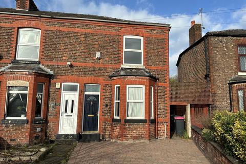 3 bedroom end of terrace house for sale, Liverpool Road, Irlam, M44