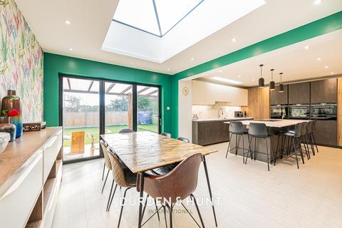 undefined, Meadow Walk, South Woodford E18